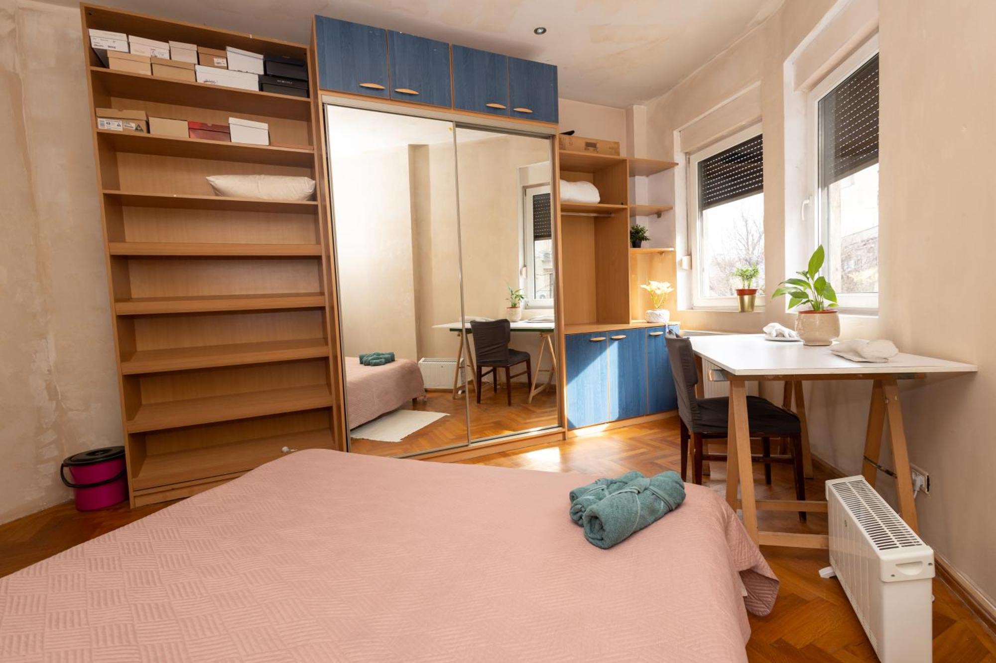 Shared Retro Vintage Luxury Apartment Bucharest Luaran gambar