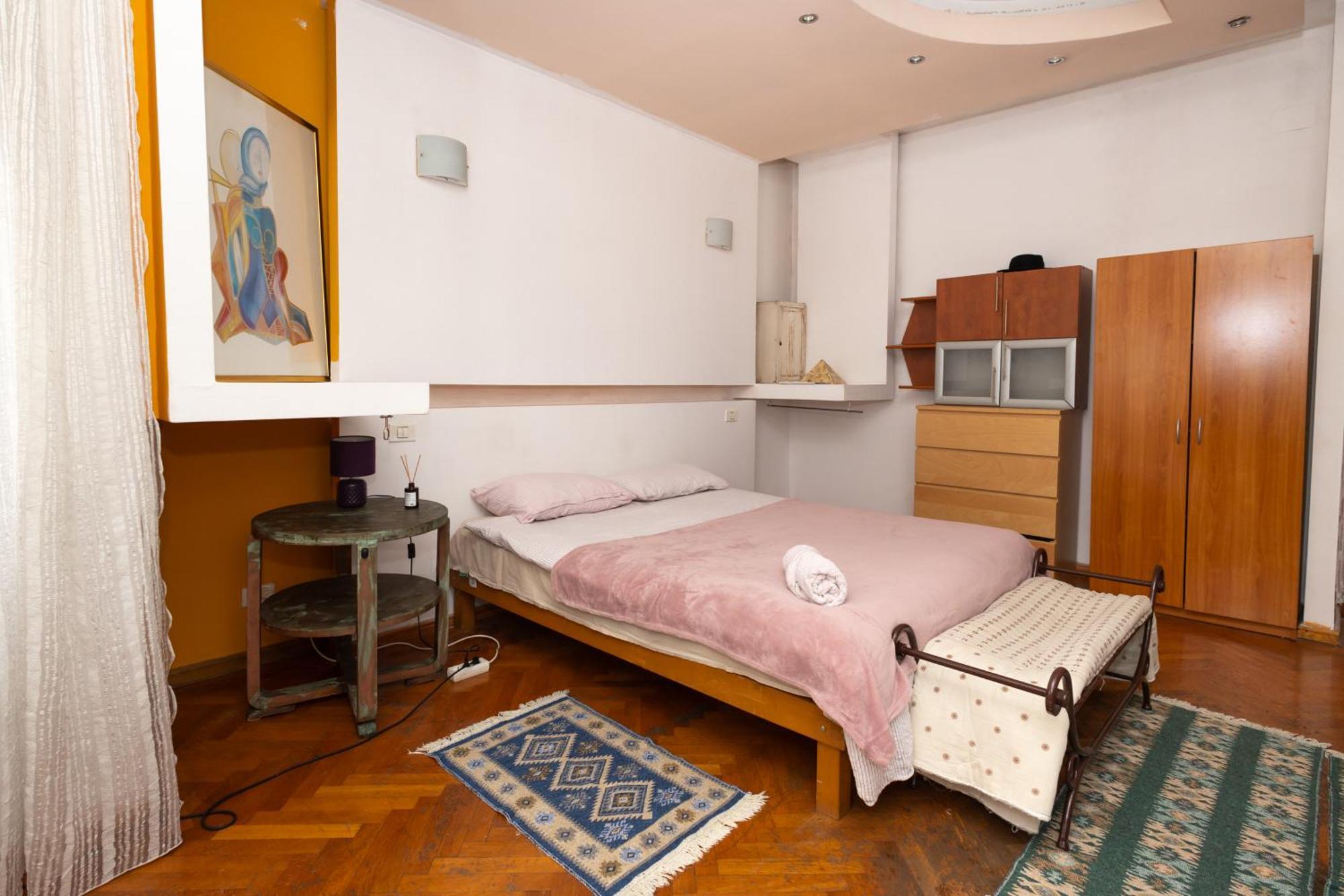 Shared Retro Vintage Luxury Apartment Bucharest Luaran gambar
