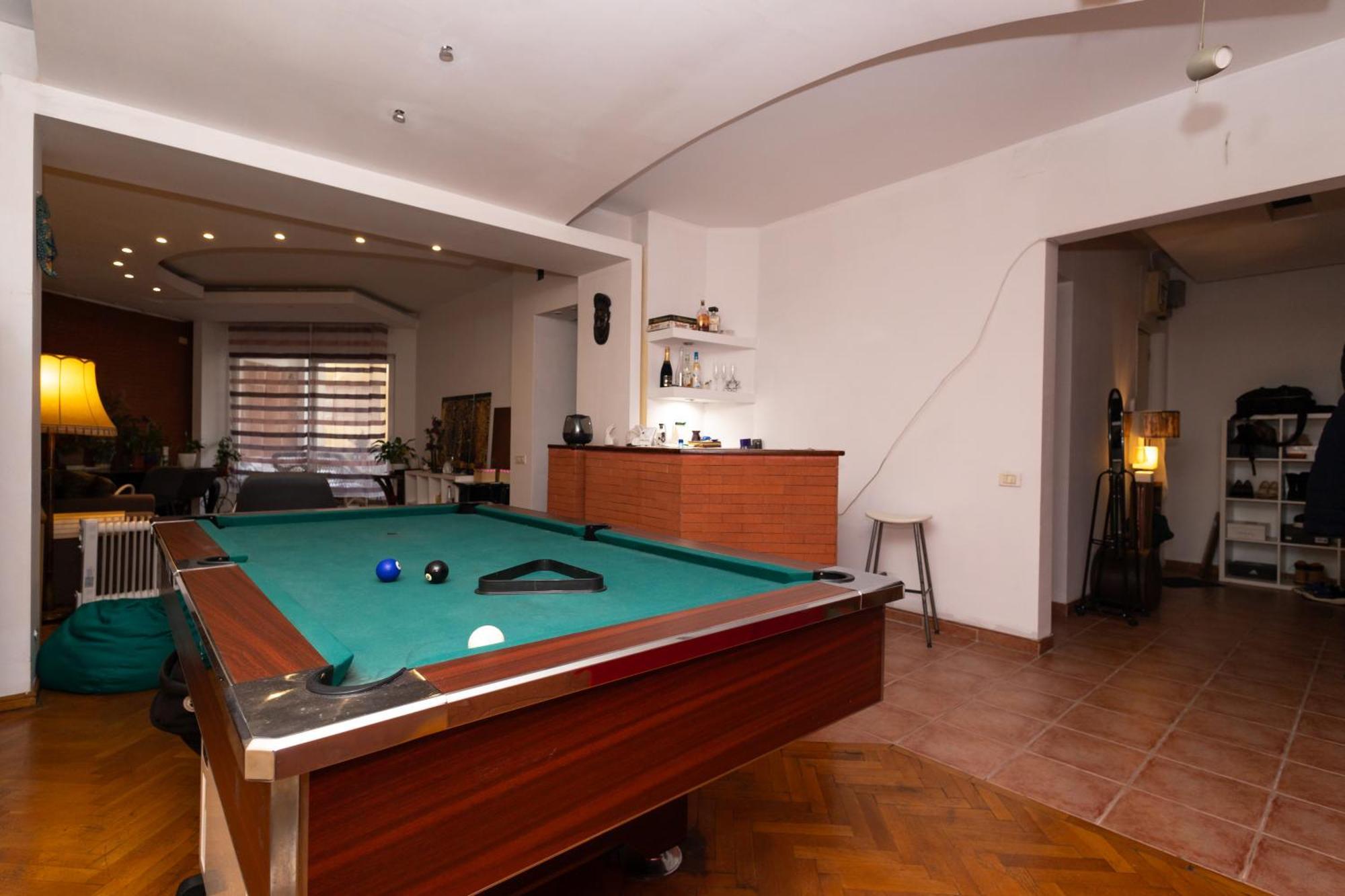 Shared Retro Vintage Luxury Apartment Bucharest Luaran gambar