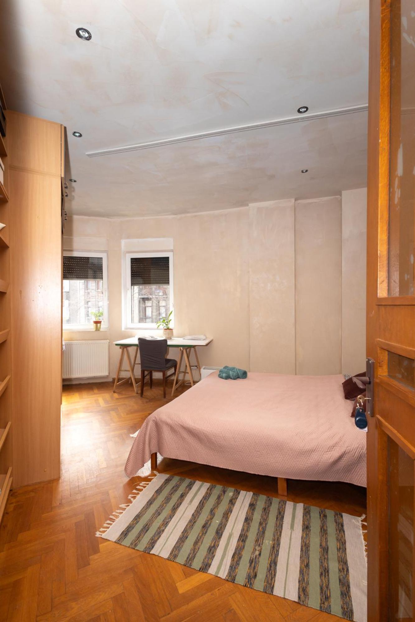 Shared Retro Vintage Luxury Apartment Bucharest Luaran gambar