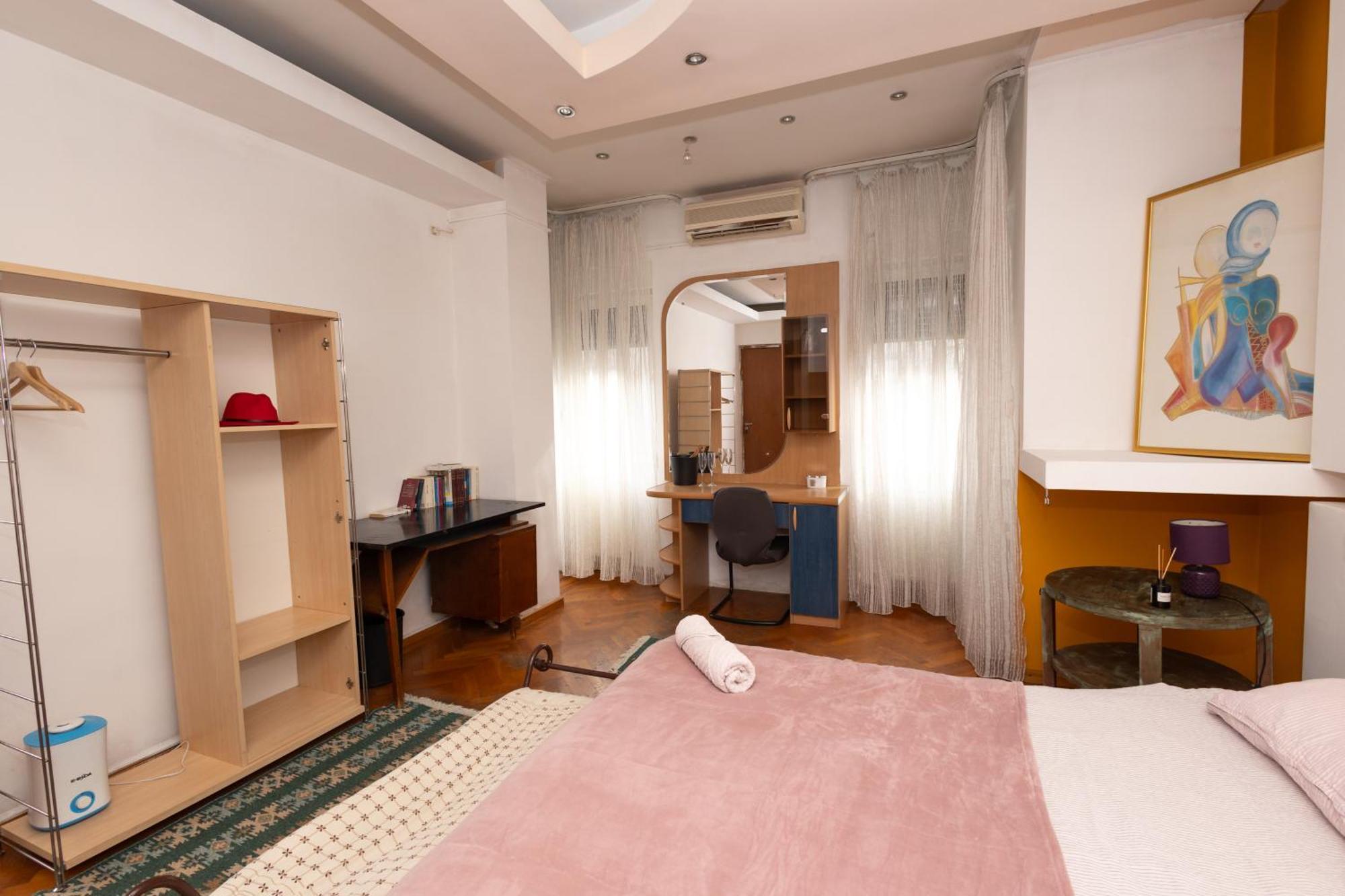 Shared Retro Vintage Luxury Apartment Bucharest Luaran gambar